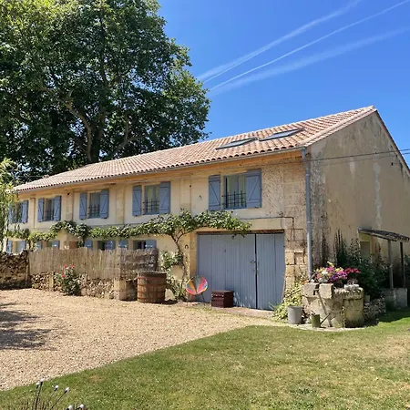Gite Merlot 8P With Shared Swimming Pool
