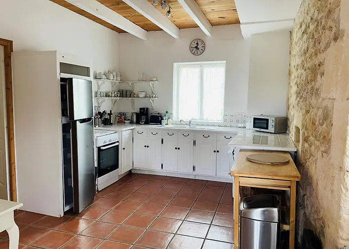 Gite Merlot 8P With Shared Swimming Pool * Teuillac